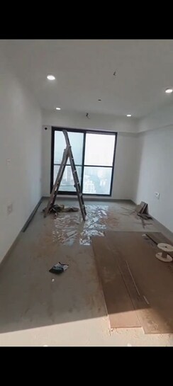 2 BHK Apartment For Rent in Dev Leo Tower