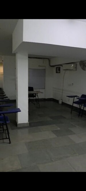  Office Space For Sale in Panchsheel Enclave