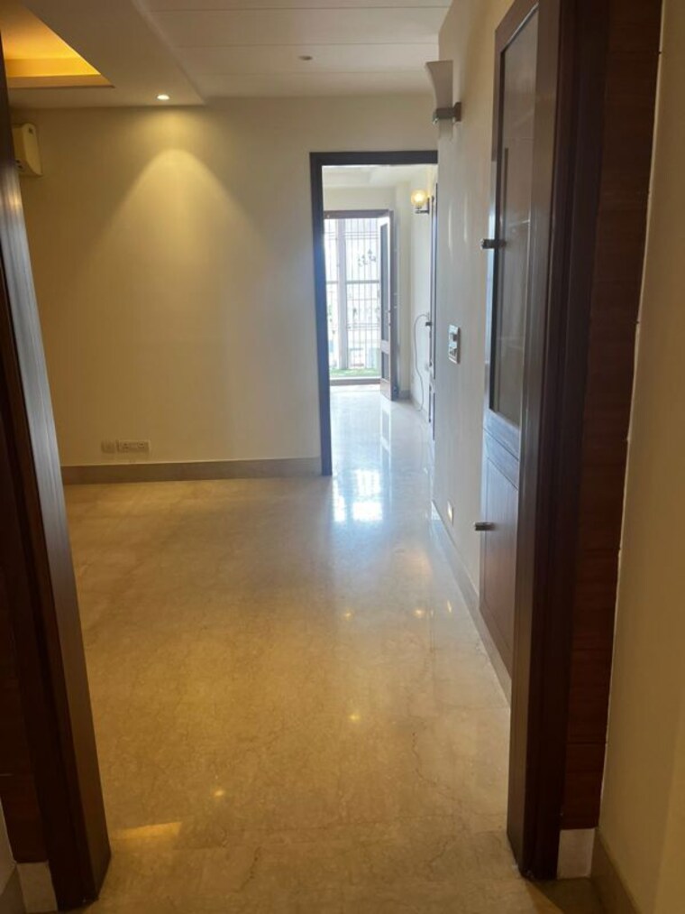 undefined, pamposh enclave 4 Bedroom 450 Sq.Yd. Builder Floor In Pamposh Enclave Delhi 10164969