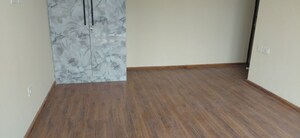 Room in 2.5 BHK Apartment at Radhey Krishna Casa Green Exotica, Vrindavan Yojna – for Rent