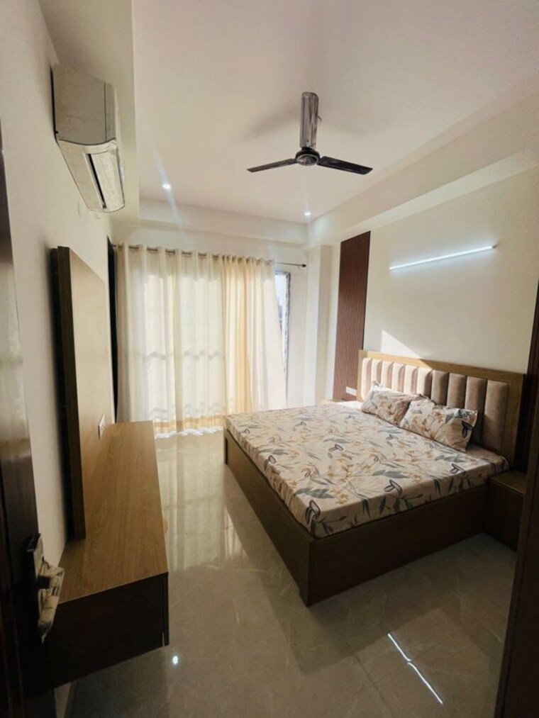 Bedroom, sas-tower 1.5 Bedroom 180 Sq.Ft. Builder Floor In Sector 38 Gurgaon 10164971