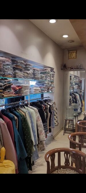  Shop – Exterior View View at Irla - for Rent