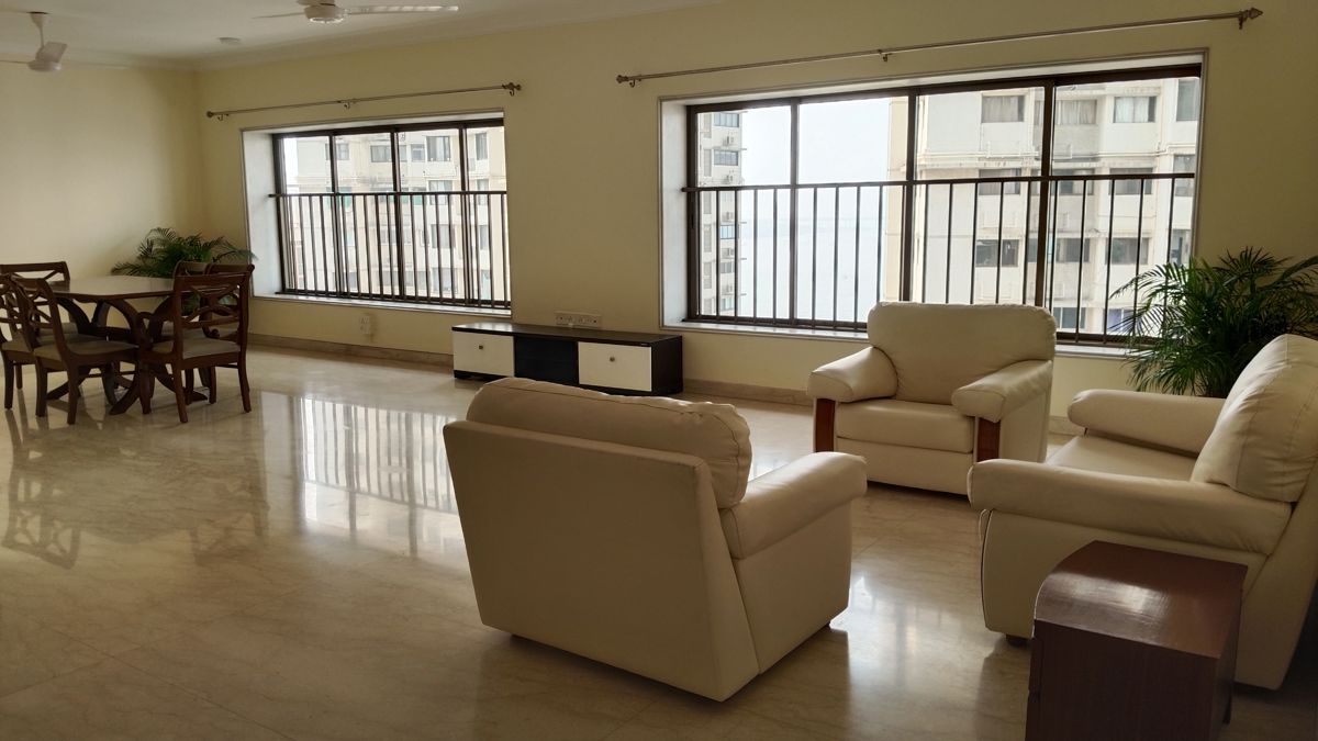 4 BHK + Servant Room,Study Room Apartment For Sale in Maker Tower