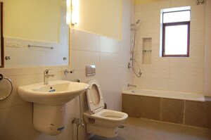 Bathroom in 3 BHK Apartment at Dunkeld Apartment, Malabar Hill – for Rent