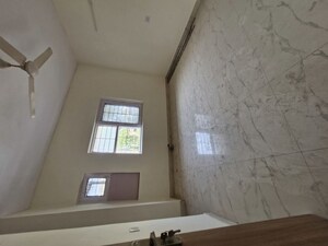 Bedroom in 3 BHK Apartment at Damodar Complex, Sector 37 – for Rent