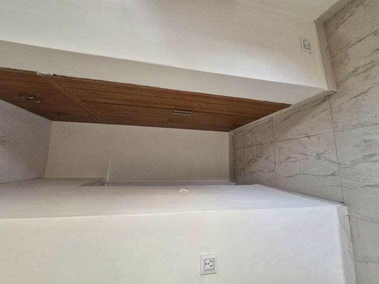 Bedroom, damodar-complex 3 Bedroom 1800 Sq.Ft. Apartment In Sector 37 Noida 10165001