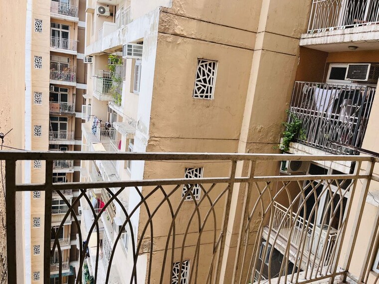 Balcony, mahagun-my-woods 2 Bedroom 1100 Sq.Ft. Apartment In Sector 16c Greater Noida Greater Noida 10165014