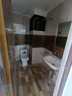 Master Bedroom in 2 BHK Builder Floor at Chattarpur – for Rent