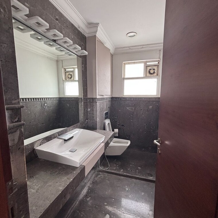 Attached Bathroom, mantri-altius 4 Bedroom 5600 Sq.Ft. Apartment In Shivaji Nagar Bangalore 9499776