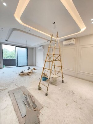 Living Room in 3 BHK Builder Floor at Nehru Enclave – for Rent