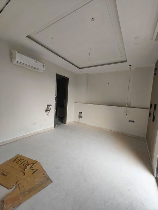 3 BHK + Servant Room Builder Floor For Rent in Nehru Enclave