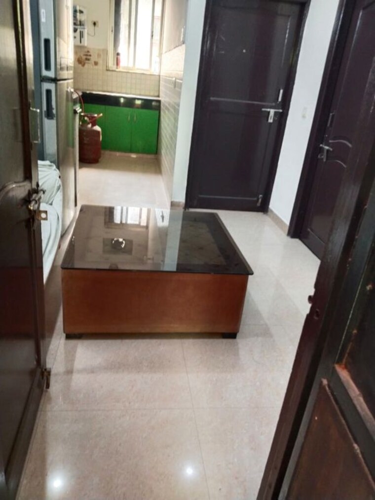 Room, sector 46 2 Bedroom 950 Sq.Ft. Builder Floor In Sector 46 Gurgaon 10158654
