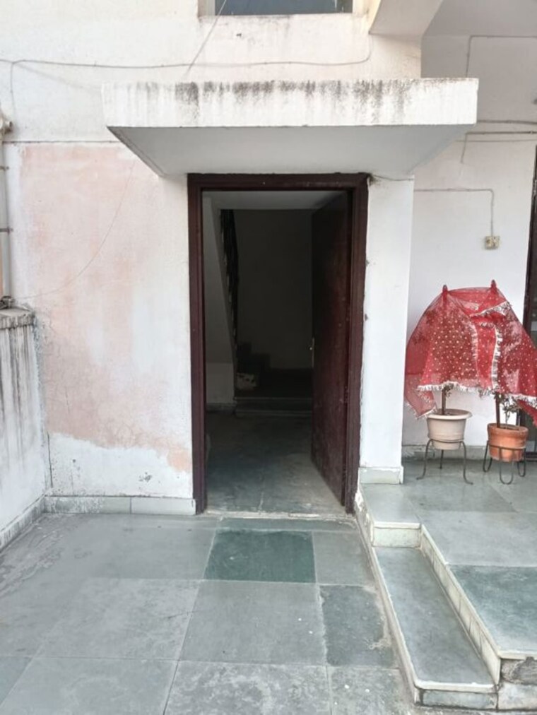 Terrace, bptp-parklands 3 Bedroom 1080 Sq.Ft. Apartment In Sector 76 Faridabad 10165050