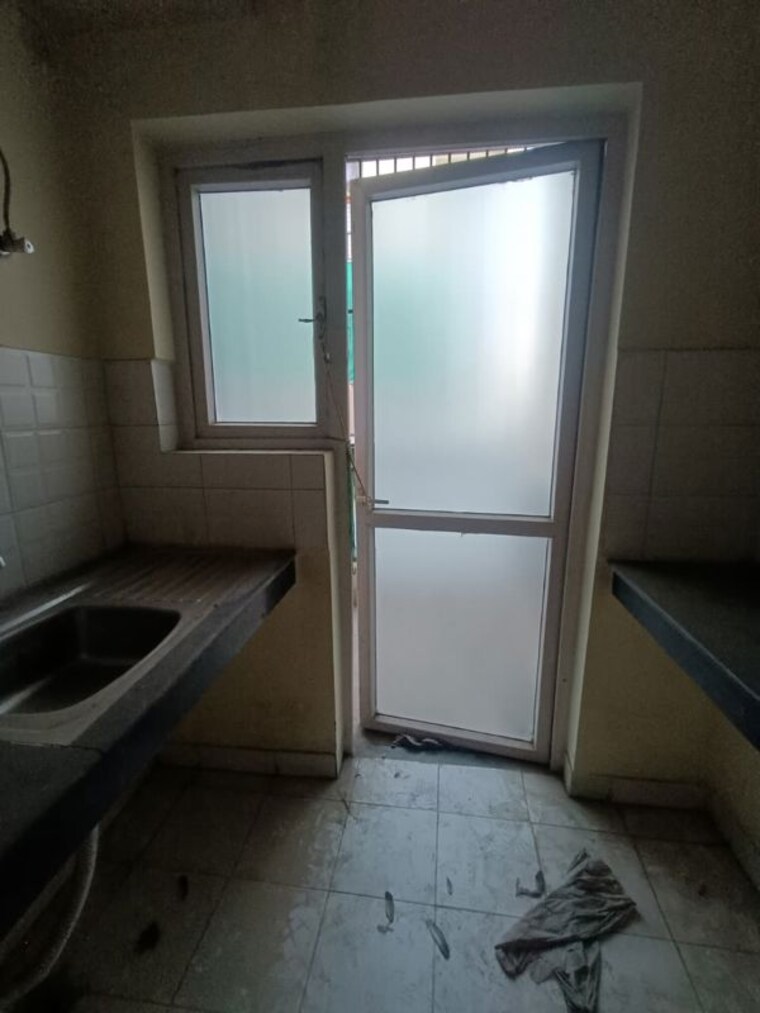 Kitchen, bptp-parklands 3 Bedroom 1080 Sq.Ft. Apartment In Sector 76 Faridabad 10165050