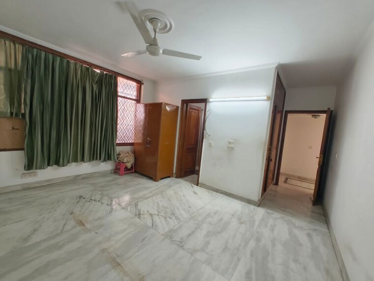 Bedroom, greater kailash i 3 Bedroom 300 Sq.Yd. Builder Floor In Greater Kailash I Delhi 10165100