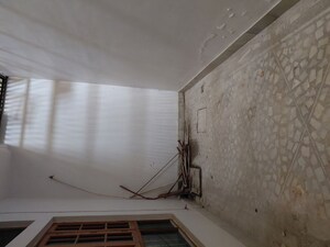 Bathroom in 2 BHK Independent House at Gomti Nagar – for Rent