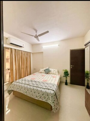Bedroom in 2 BHK Apartment at Bandra West – for Rent