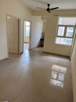 2 BHK Apartment For Rent in Pyramid Midtown