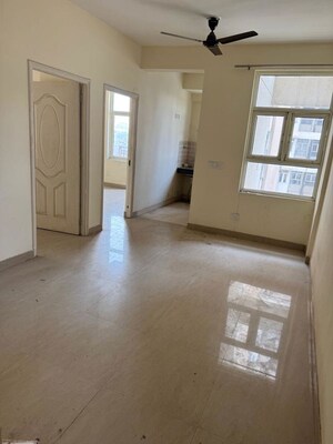 2 BHK Apartment For Rent in Pyramid Midtown, Sector 59