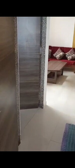 Furnished Amenities in 2.5 BHK Apartment at Kanakia Rainforest, Andheri East – for Rent