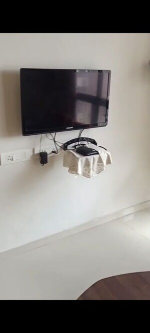 Furnished Amenities in 2.5 BHK Apartment at Kanakia Rainforest, Andheri East – for Rent