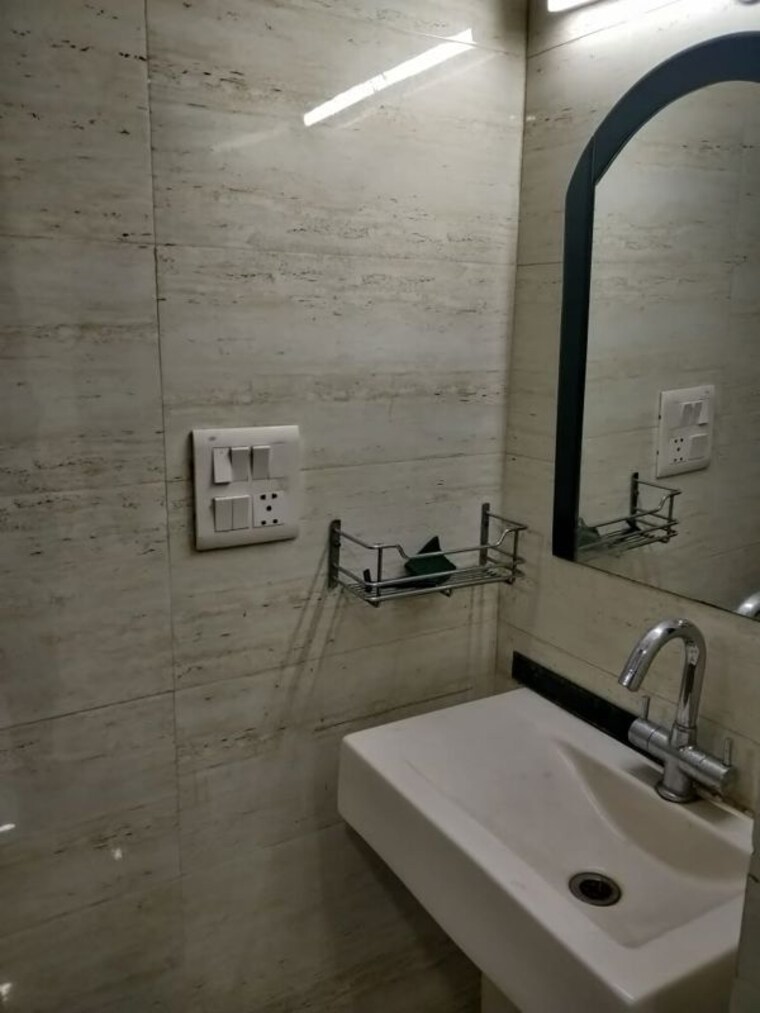 Bathroom, rohini 3 Bedroom 1260 Sq.Ft. Apartment In Rohini Delhi 10165107
