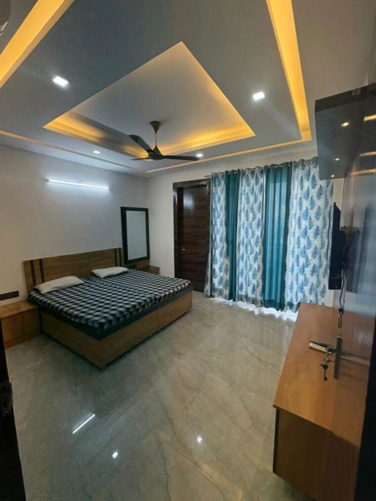 Bedroom, sector 46 3 Bedroom 2400 Sq.Ft. Builder Floor In Sector 46 Gurgaon 10165192