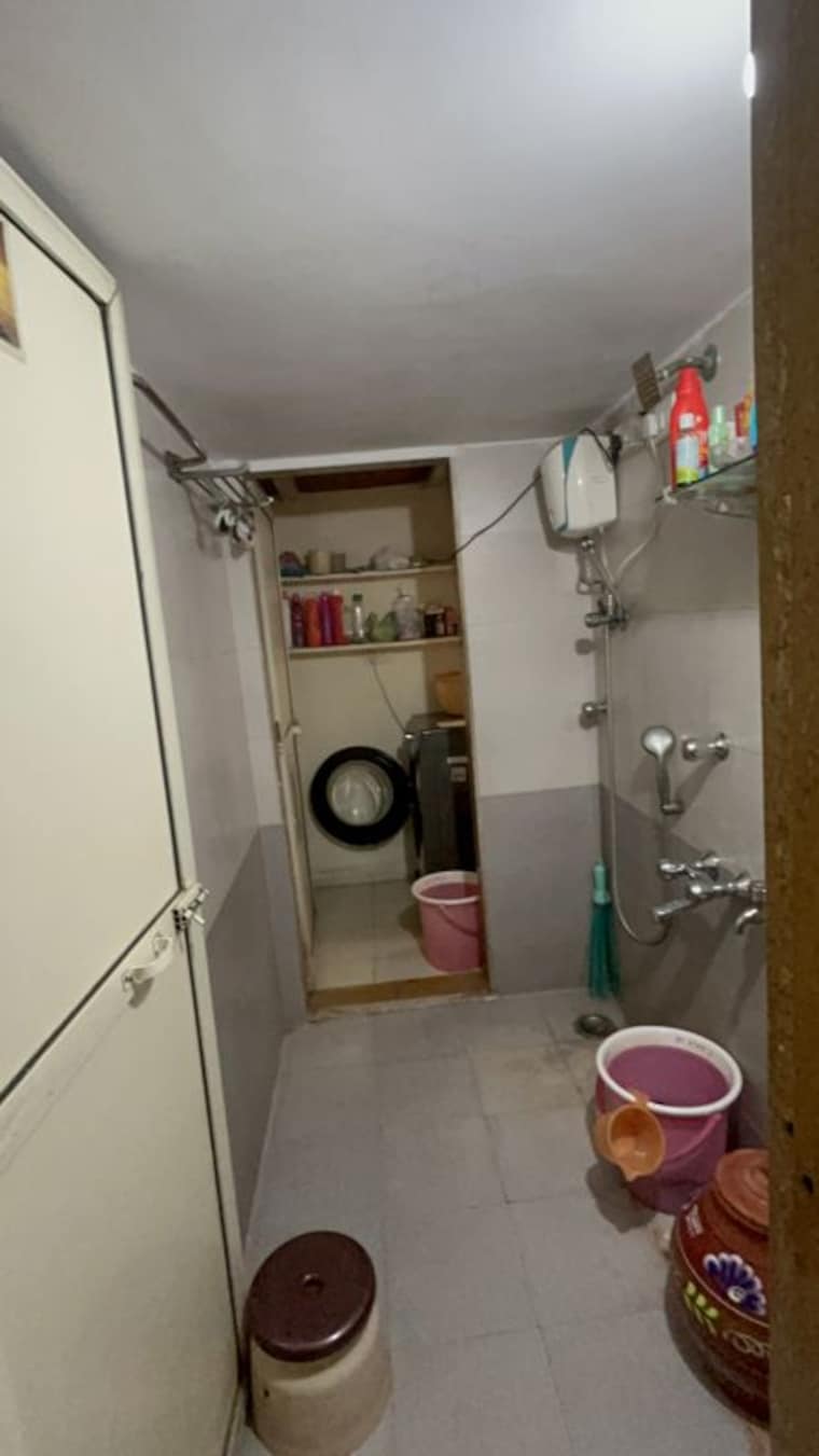 Bathroom, shanti-gardens 1 Bedroom 500 Sq.Ft. Apartment In Mira Road Thane 10165190