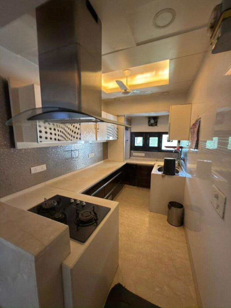 Kitchen, rohini sector 13 3 Bedroom 1477 Sq.Ft. Apartment In Rohini Sector 13 Delhi 10165174