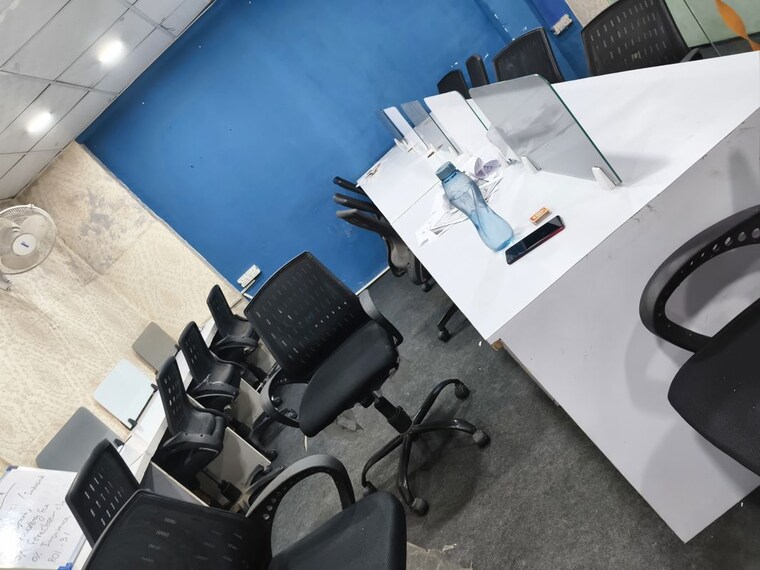 Team Area, sector 2 Commercial Office Space 800 Sq.Ft. In Sector 2 Noida 10165213