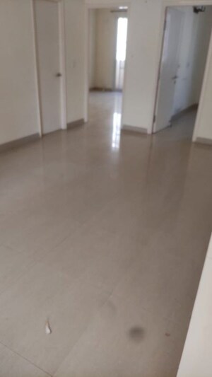 Room in 3 BHK Builder Floor at Countryside Prime Residences, Sector 65 – for Sale