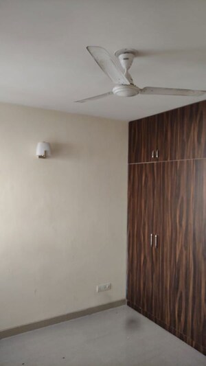 Room in 3 BHK Builder Floor at Countryside Prime Residences, Sector 65 – for Sale