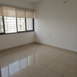 Master Bedroom in 2.5 BHK Apartment at Nanded – for Rent