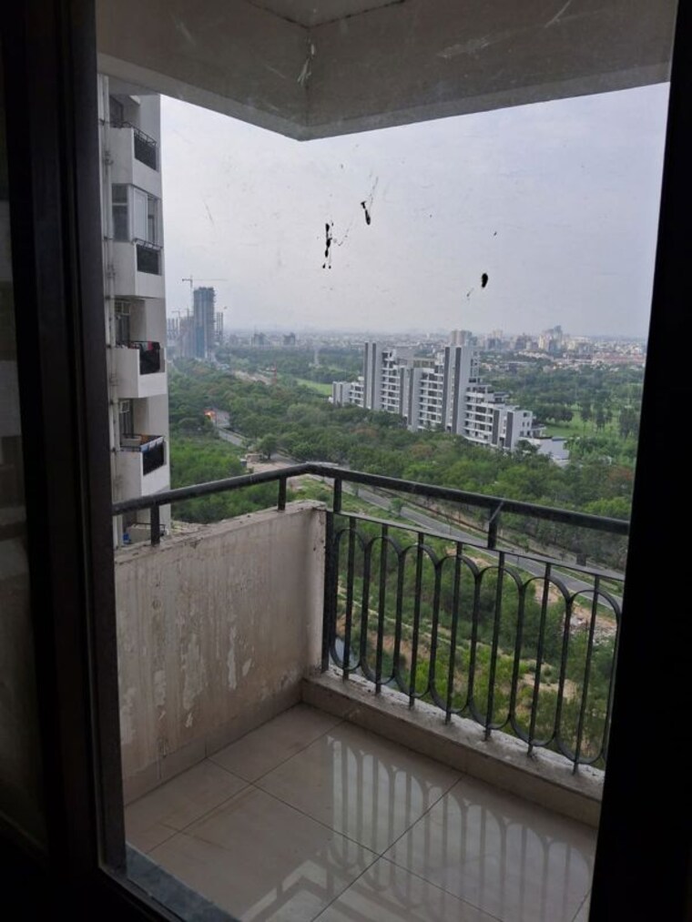 Balcony, awho-twin-towers-ph4 4 Bedroom 2400 Sq.Ft. Apartment In Omega I Greater Noida Greater Noida 10165231