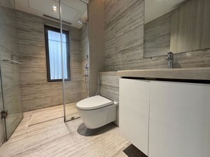 Bathroom in 4 BHK Apartment at Rustomjee Paramount, Khar West – for Sale