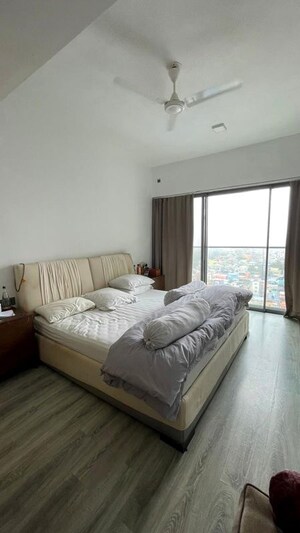 Bedroom in 4 BHK Apartment at Rustomjee Paramount, Khar West – for Sale