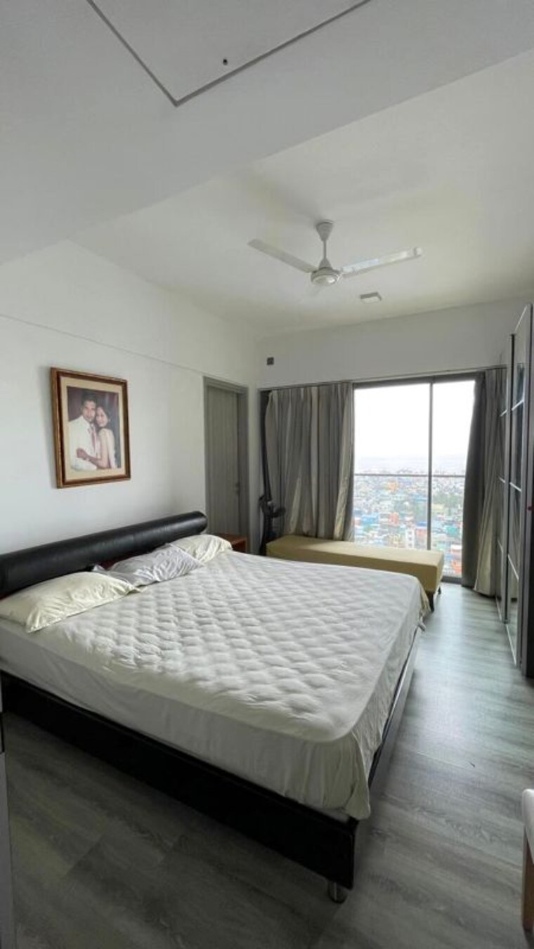 Bedroom, rustomjee-paramount 4 Bedroom 1980 Sq.Ft. Apartment In Khar West Mumbai 10165239