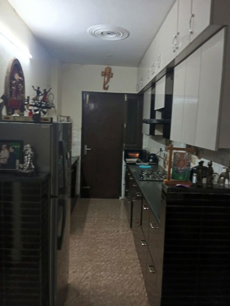 Kitchen, rwa-apartments-sector-72 3 Bedroom 162 Sq.Mt. Independent House In Sector 72 Noida 10165243
