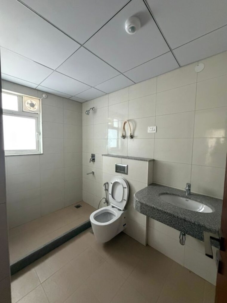 Bathroom, godrej-air-sector-85 4 Bedroom 2299 Sq.Ft. Apartment In Sector 85 Gurgaon 10165232