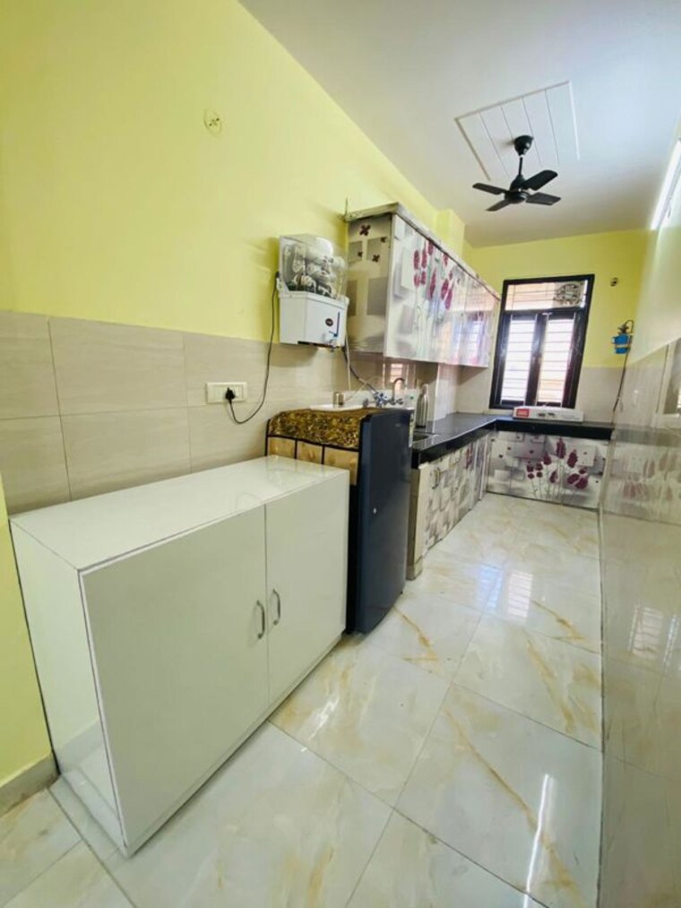 Kitchen, uttam nagar 2 Bedroom 800 Sq.Ft. Builder Floor In Uttam Nagar Delhi 10165275