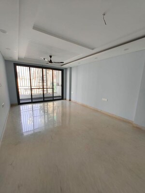6 BHK Builder Floor For Sale in Saket