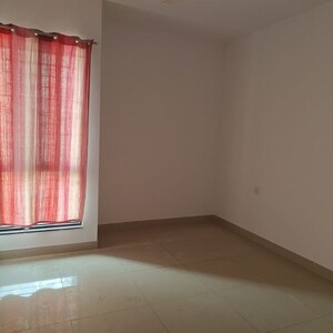 Room in 2.5 BHK Apartment at Nanded Lalit, Sinhagad Road – for Rent