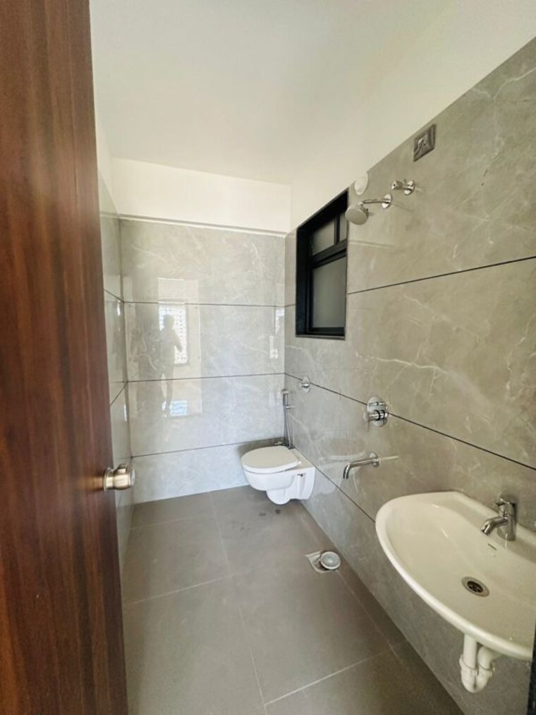 Bathroom, croissance-ra-urbania 3 Bedroom 993 Sq.Ft. Apartment In Ravet Pune 10165281