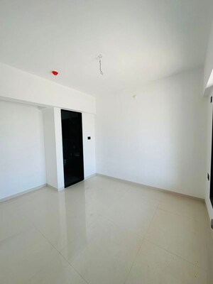 Room in 3 BHK Apartment at Croissance Ra Urbania, Ravet – for Rent