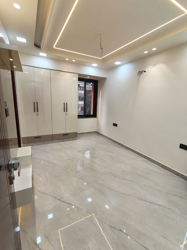 4 BHK Apartment For Sale in Rohini Sector 9