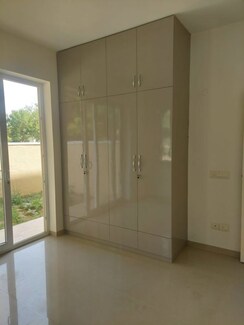 4 BHK Apartment For Rent in Tulip Violet
