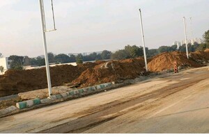 Master Bedroom in 3 BHK Apartment at Eldeco Fairway Reserve, Sector 80 – for Sale