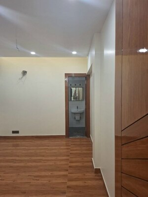 Room in 3 BHK Builder Floor at Kailash Colony – for Sale
