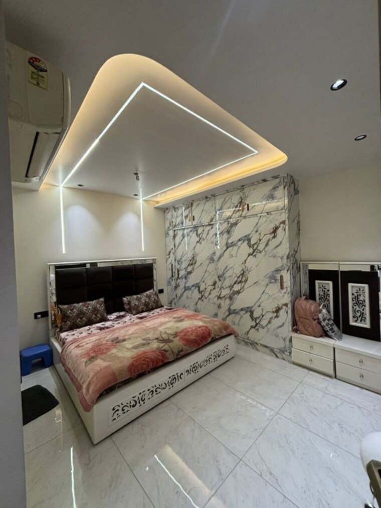 Bedroom, pitampura 4 Bedroom 1800 Sq.Ft. Apartment In Pitampura Delhi 10165329