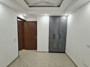 Bedroom in 3 BHK Builder Floor at Maidan Garhi – for Sale